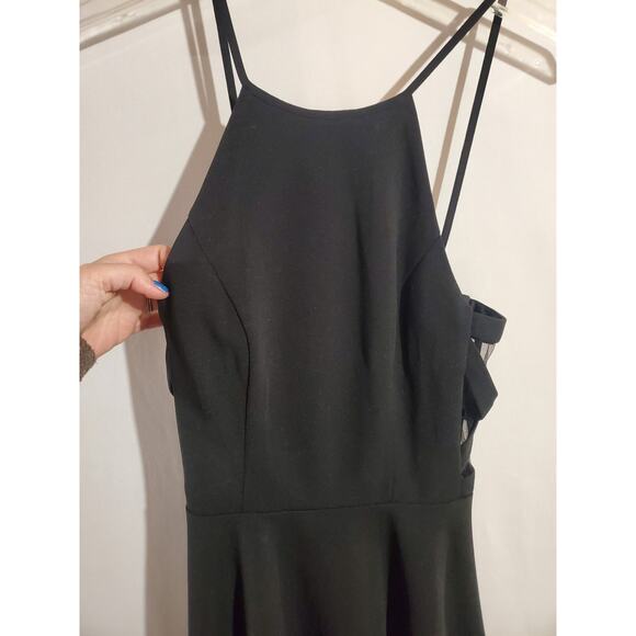 City Triangles Mesh Criss Cross Side Panel Halter Skater Mini Dress Size 0 LBD - Picture 4 of 10